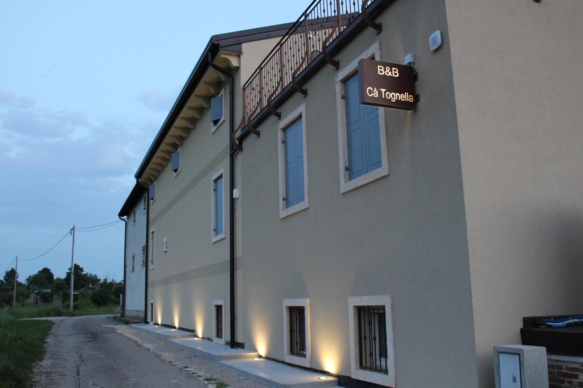 Bed And Breakfast Ca Tognella Pescantina Ngoại thất bức ảnh